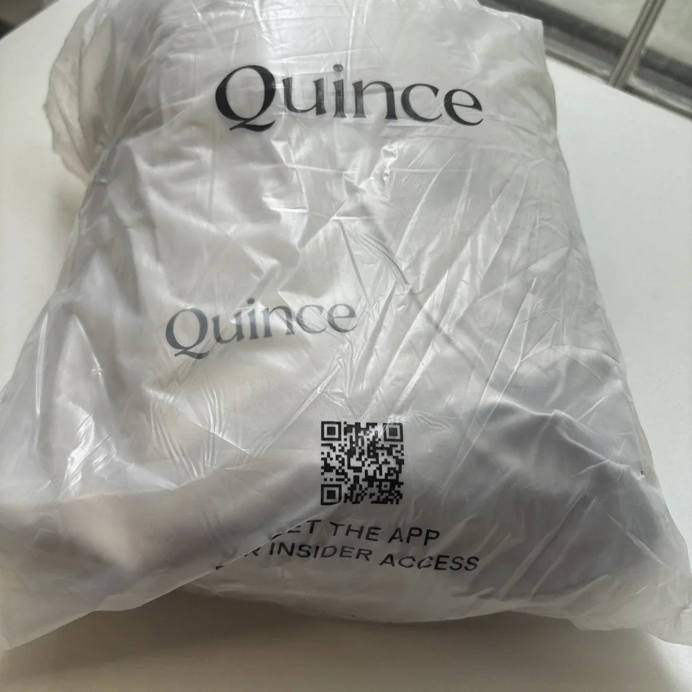 Quince Signature Giza Cotton Sateen Duvet Cover Set King Light Grey NWOT